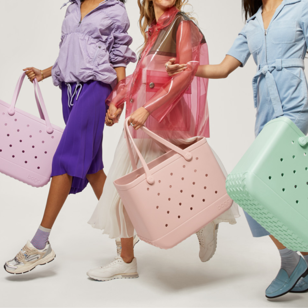 Extra-Large Waterproof Tote Handbag for Stylish Beach Days and Versatile Travel